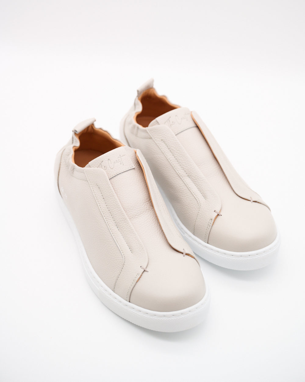 Einblick in den Schuh mit weichem Lederfutter in Cognac