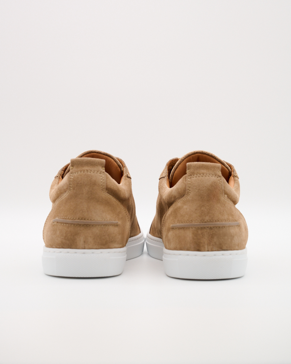Luca Sneaker – Velours Hellbraun