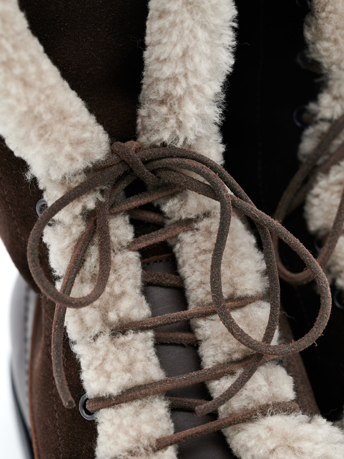 Detailansicht – Innenfutter Curly Lamm braun