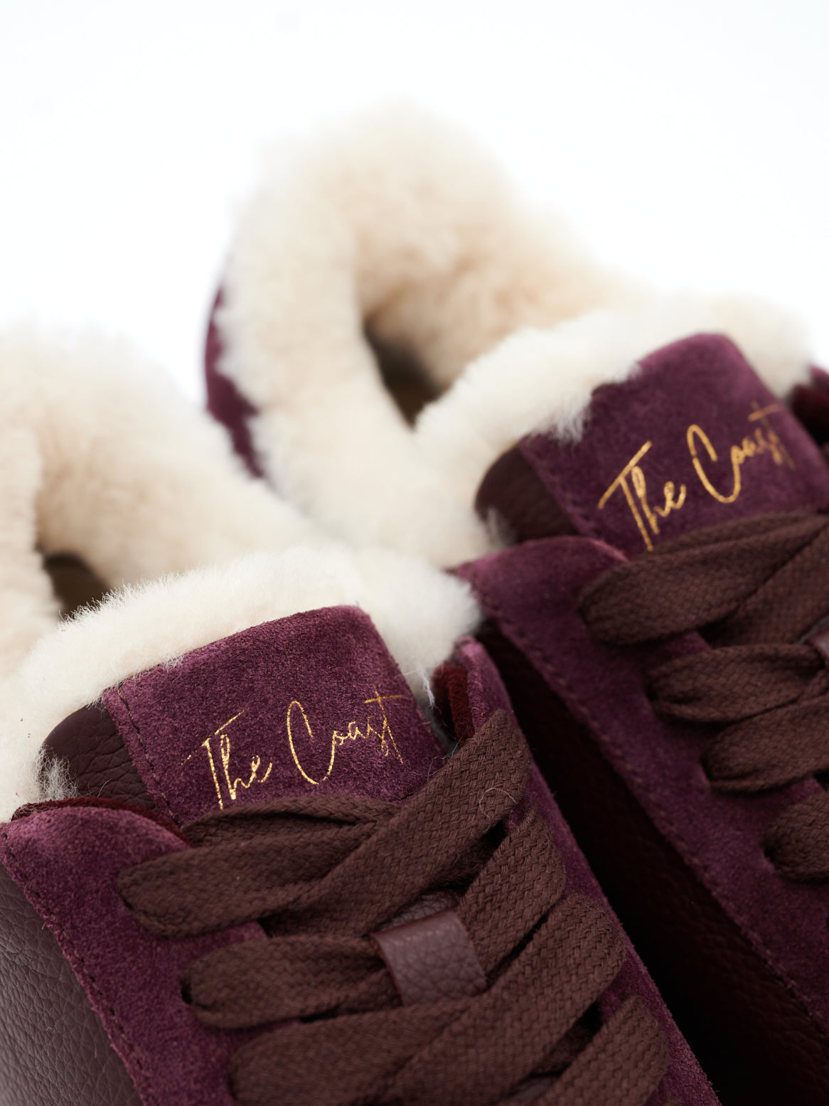Karin Sneaker Weinrot – Detailaufnahme