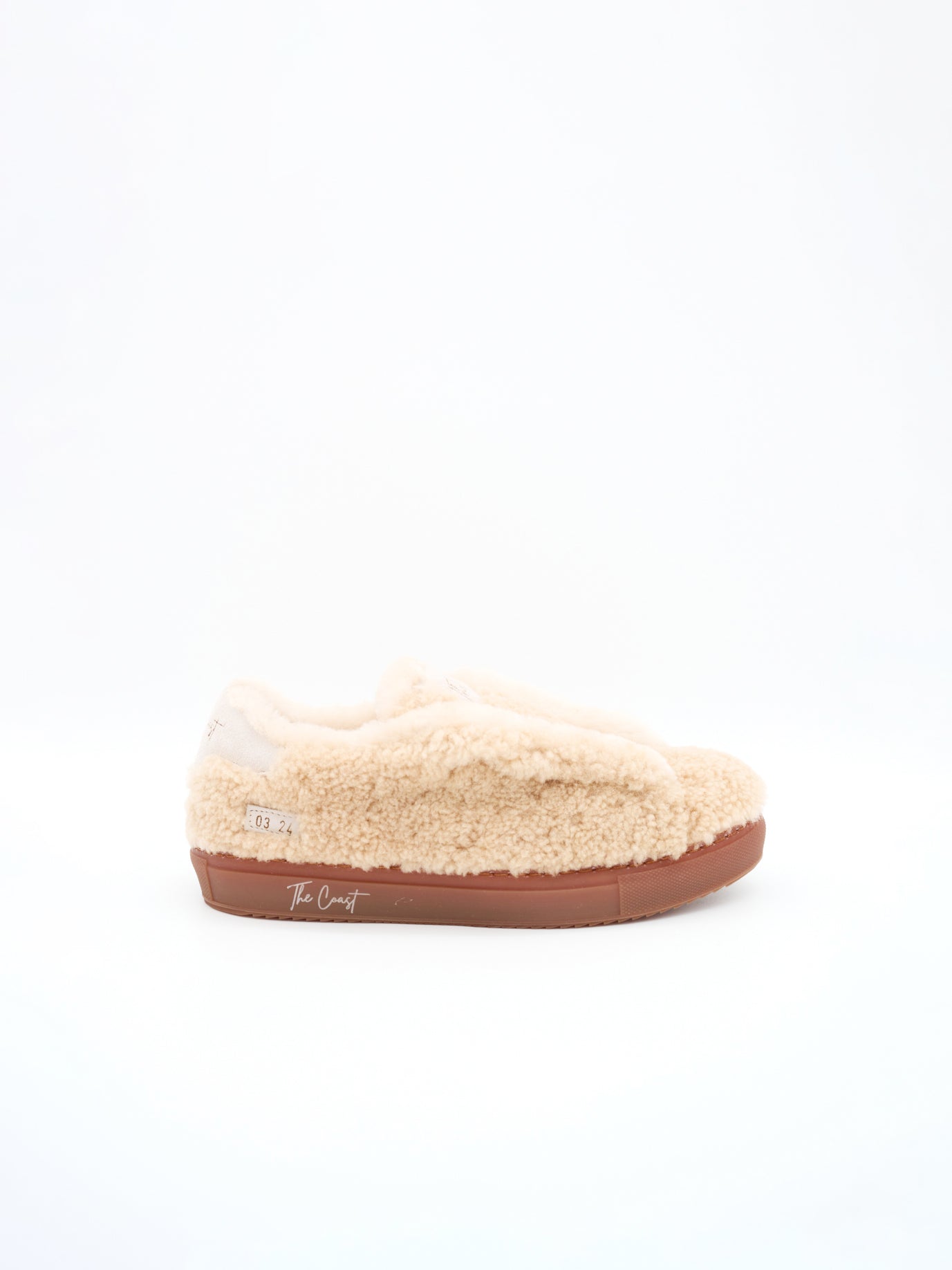 Amelia Slip-In aus Bouclé mit Lammfellfutter in Creme – Seitenansicht