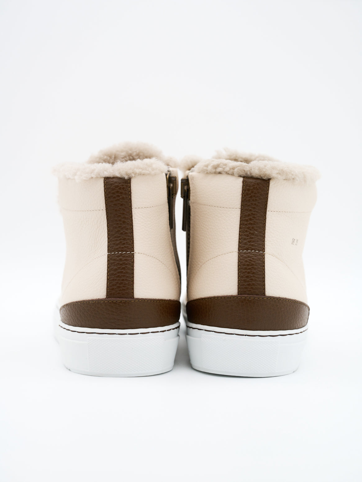 Elliot Sneaker – Rückseite mit Lammfell-Innenfutter