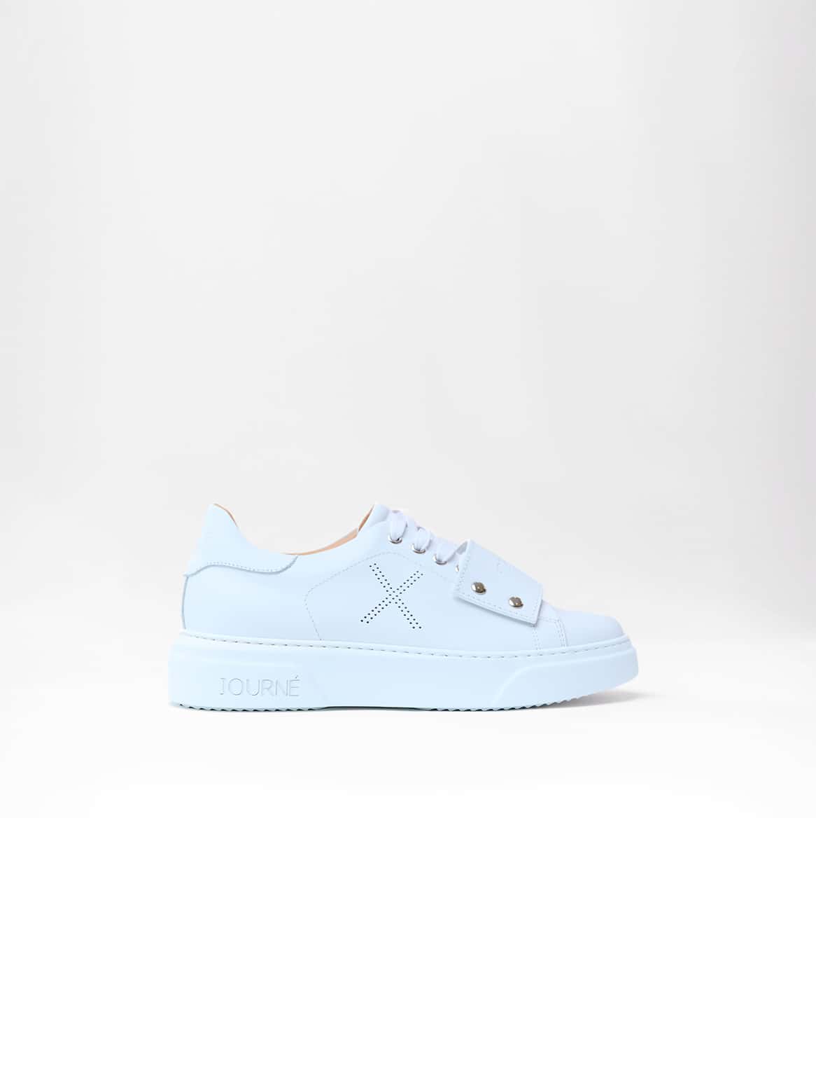 Journé The Coast Sneaker Ledertags