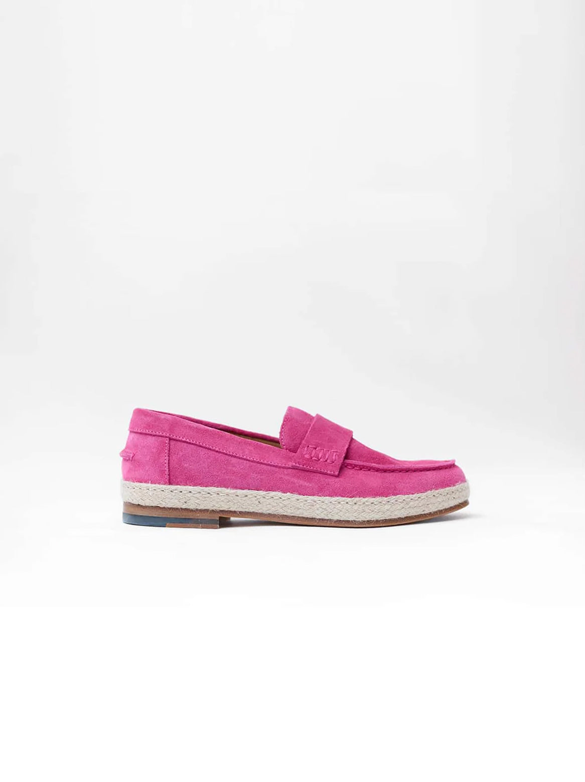 Sofia Espadrilles Pink – Seitenansicht aus pinkem Veloursleder mit Bastsohle