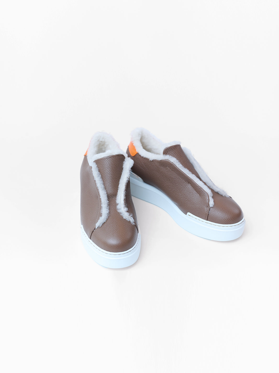 Lexi Slip-In Taupe – Ansicht von vorne