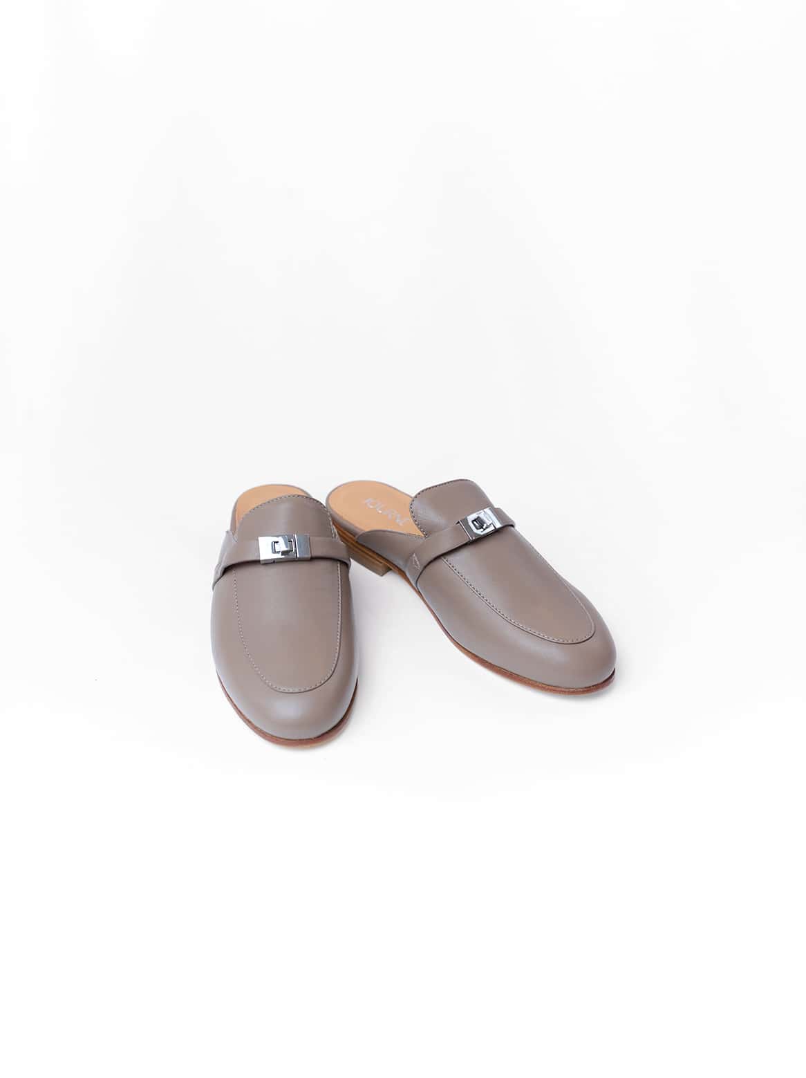 Journé Exklusiver Slipper in Taupe