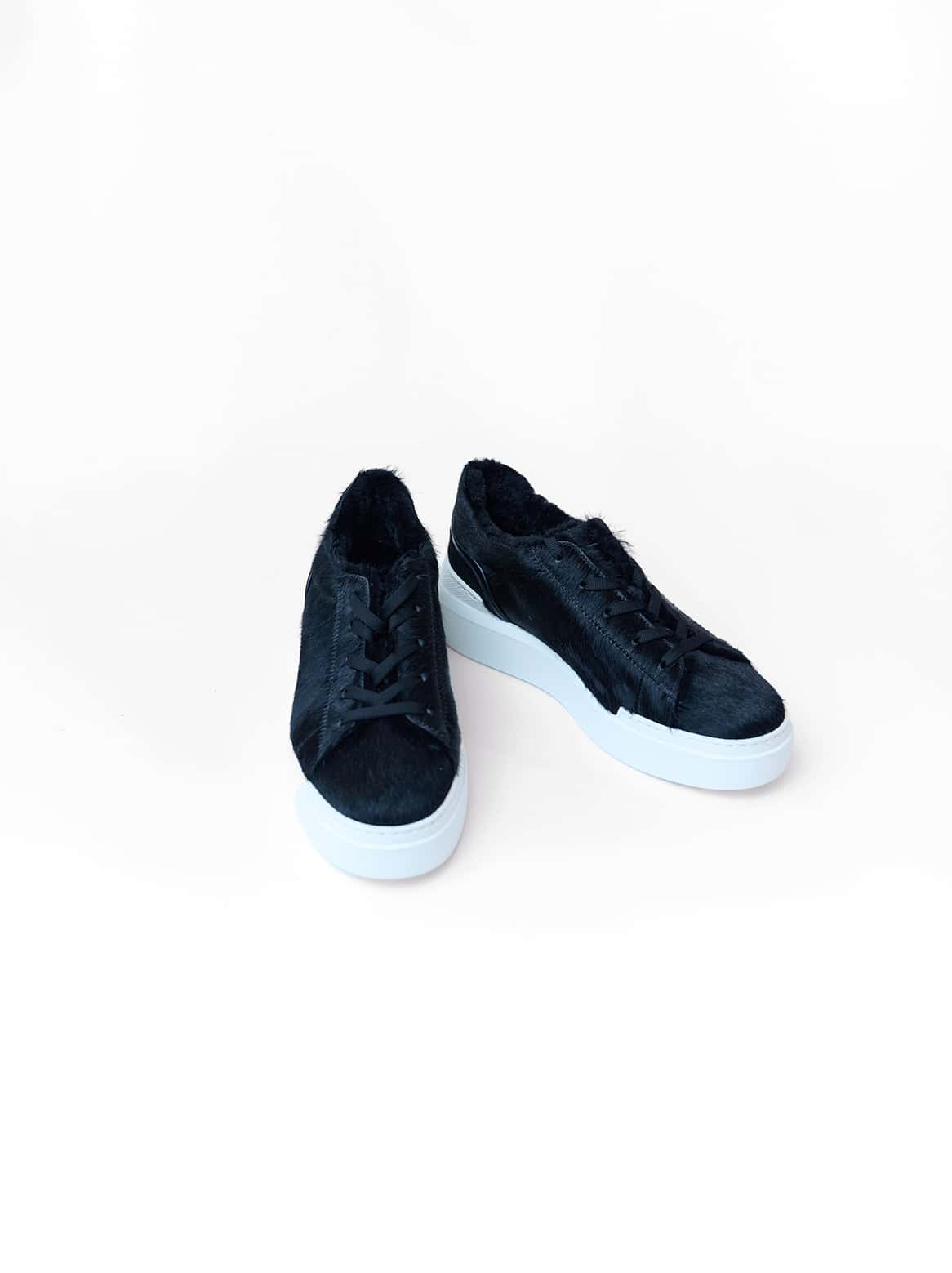 Emilie Cavallino Sneaker Schwarz – Paaransicht von der Seite