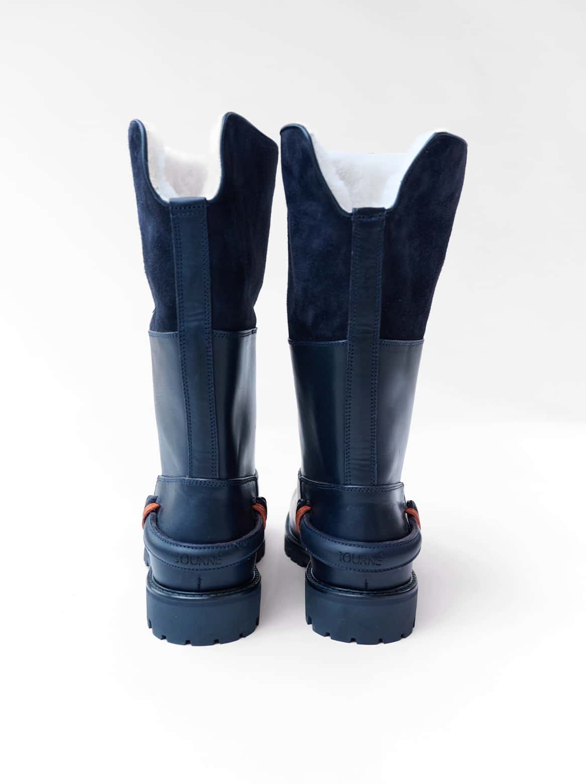 Milana Lammfellstiefel – Rückansicht des dunkelblauen Winterstiefels