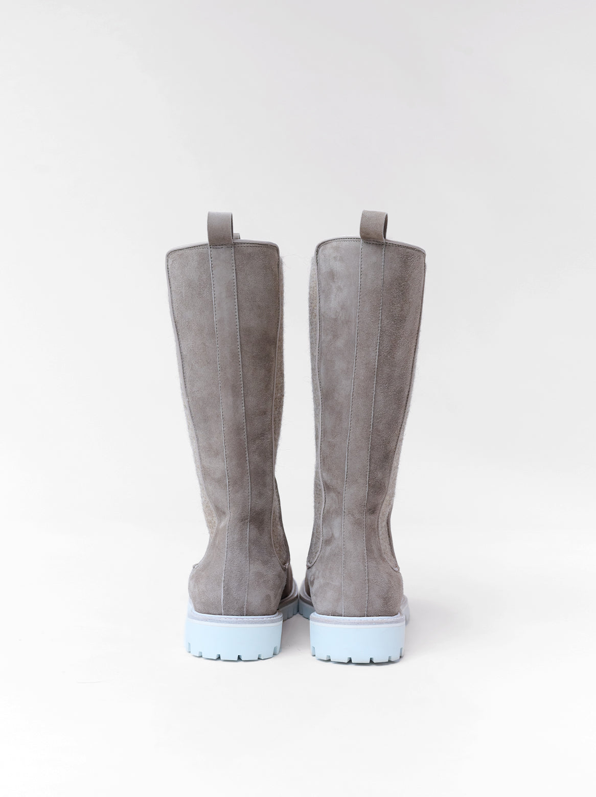 Cipriana Winterboots in Taupe – Paaransicht, aufrecht stehend
