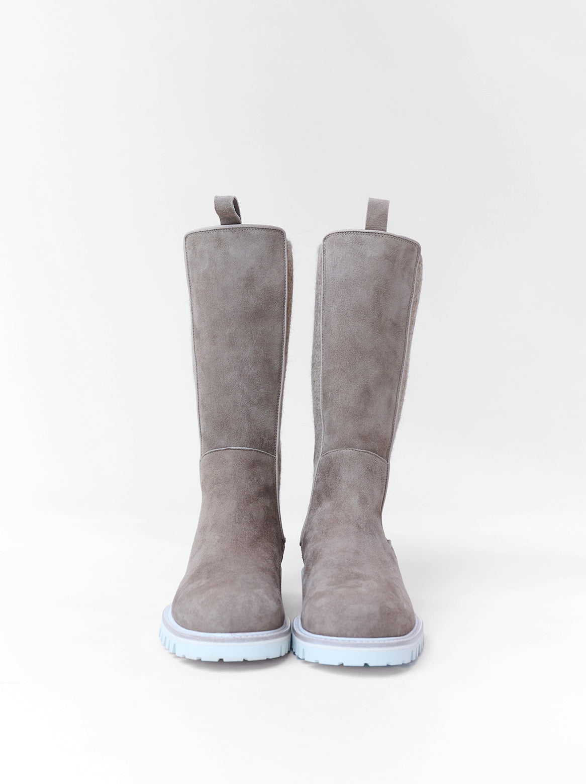 Cipriana Damen-Winterstiefel Taupe – Frontalansicht mit hohem Schaft