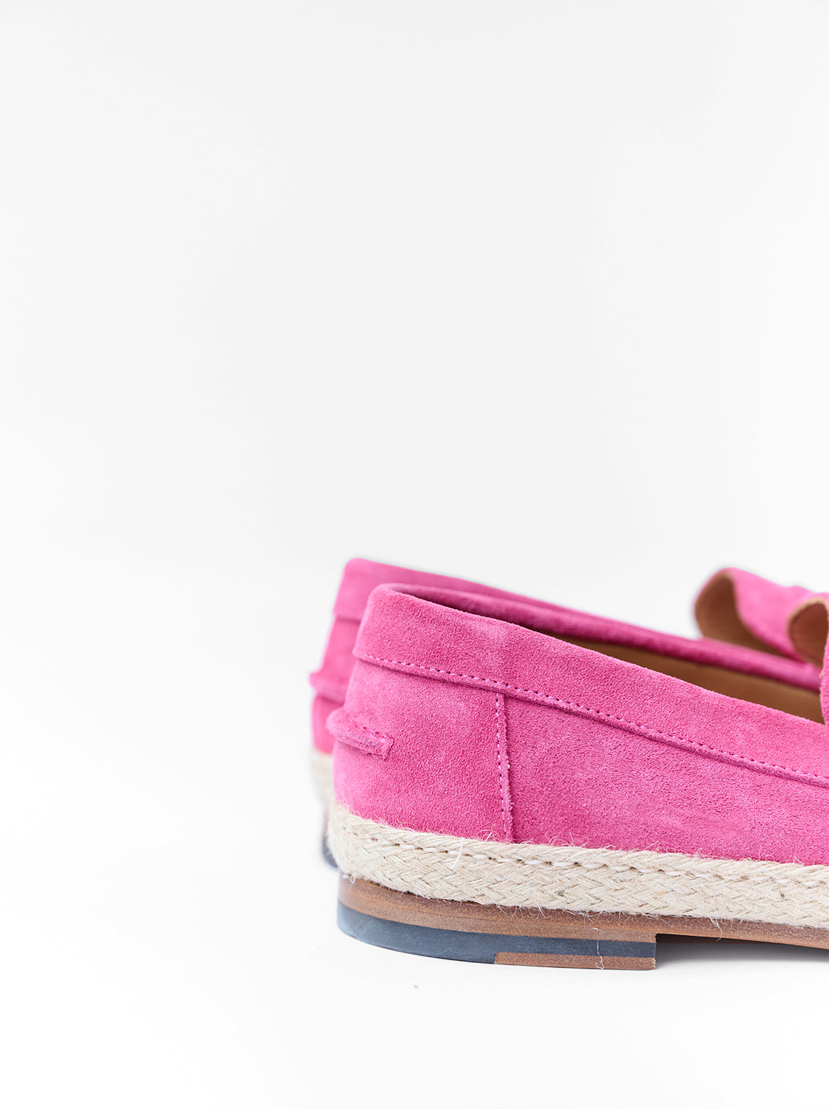 Seitliche Rückansicht – Verarbeitung & Fersennaht der Espadrilles