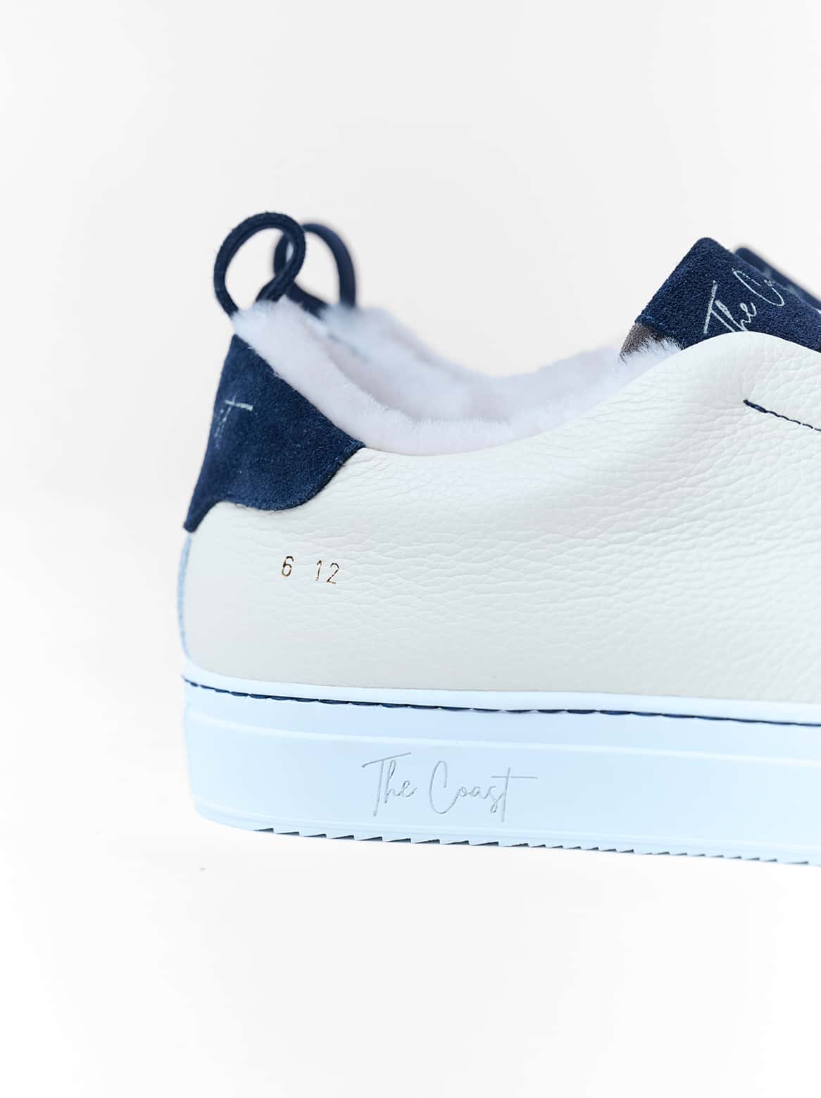 Alexa Slip-In Sneaker Creme mit Fersendetail und Lammfell“