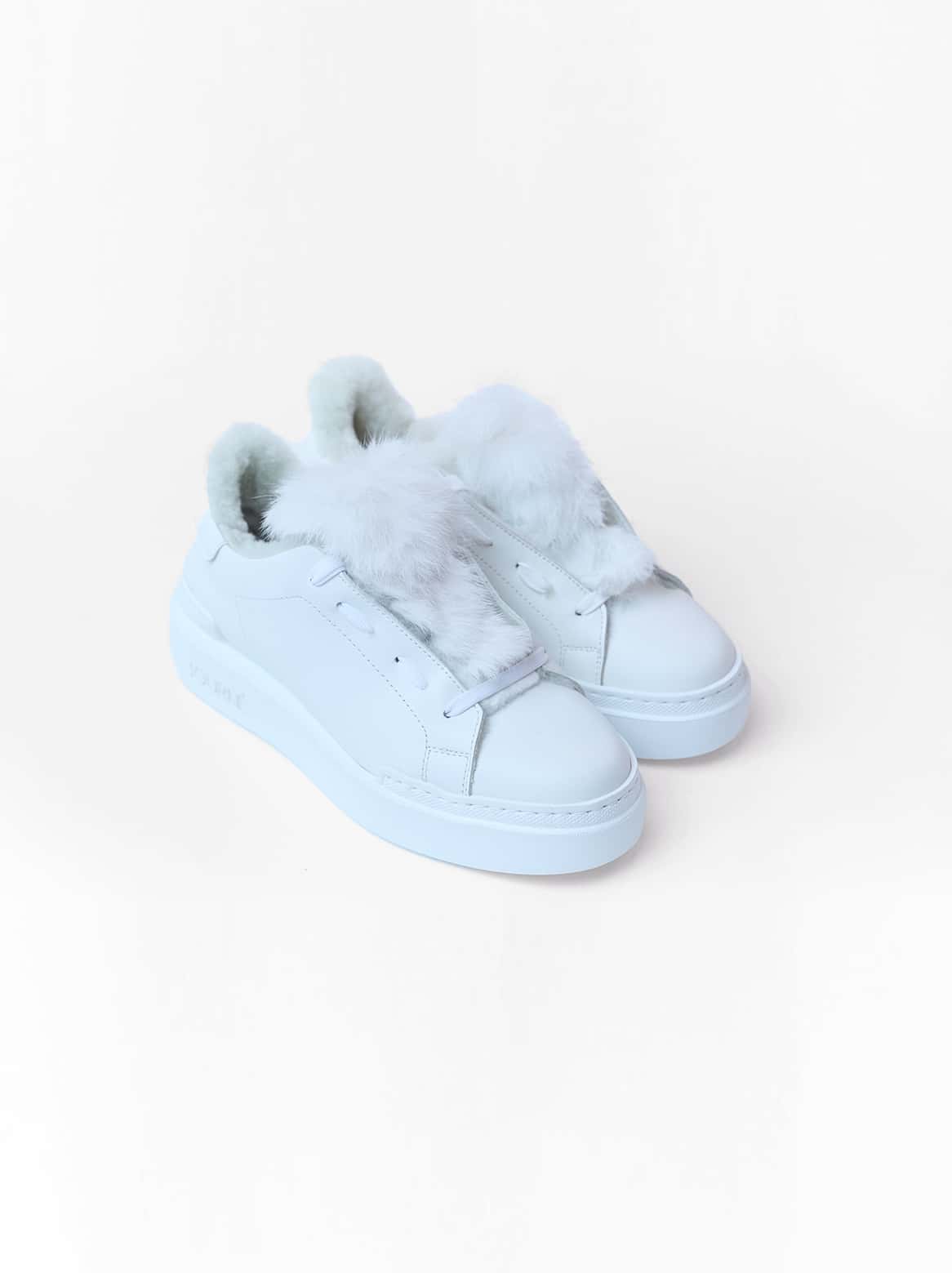 Detailansicht des Ginevra Sneakers mit Nappaleder und Fellakzenten