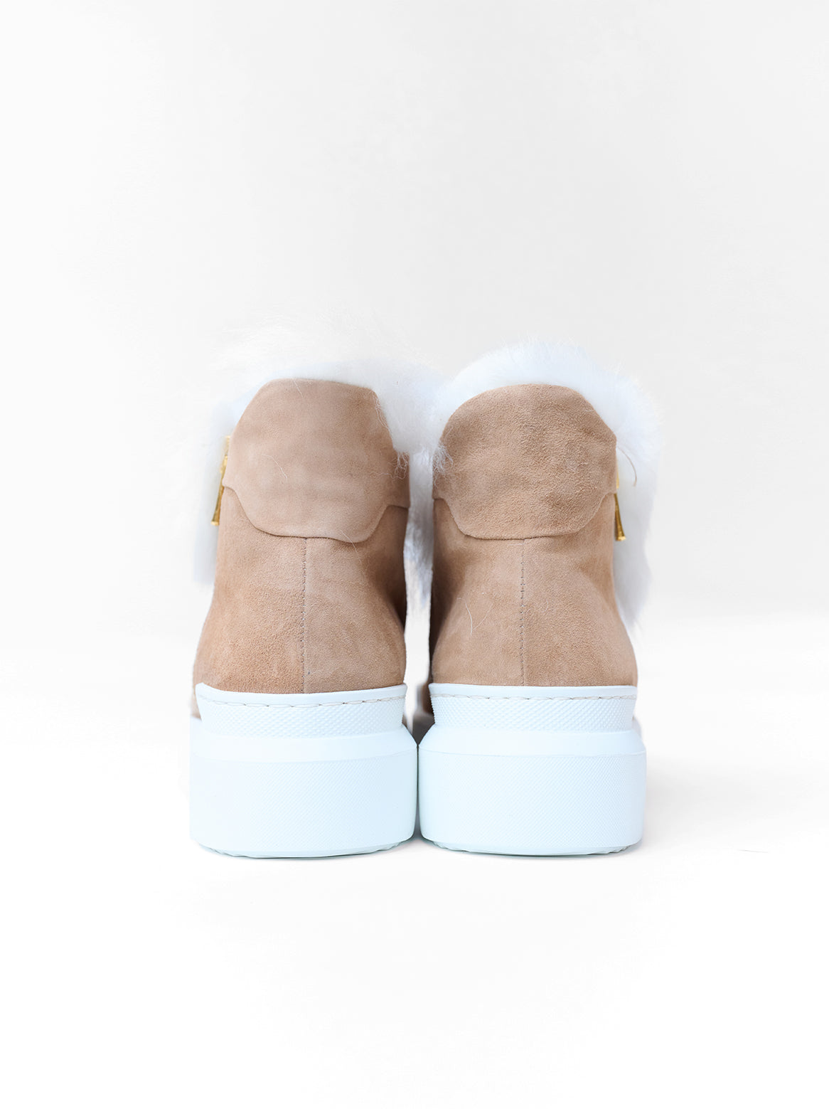 Rückansicht Grazia Chelsea Stiefel in Camel mit Reißverschluss