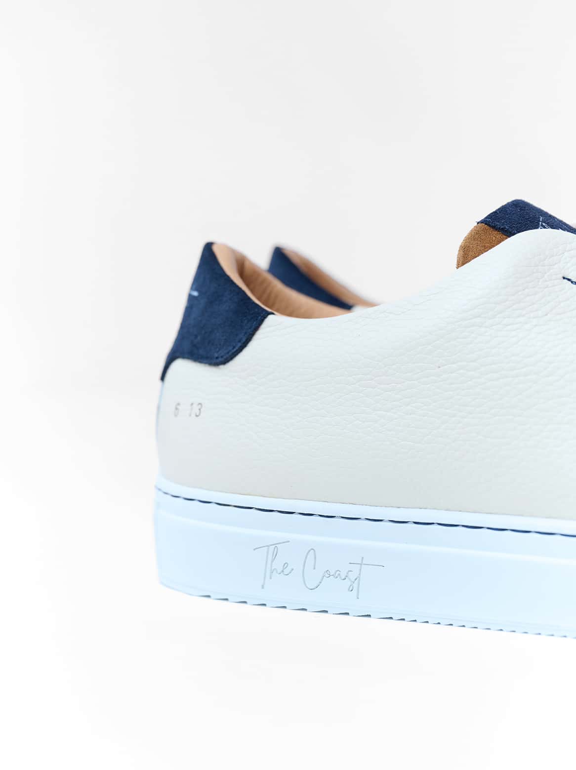 Beni Slip-In mit Lammfell gefüttert in Creme-Cognac