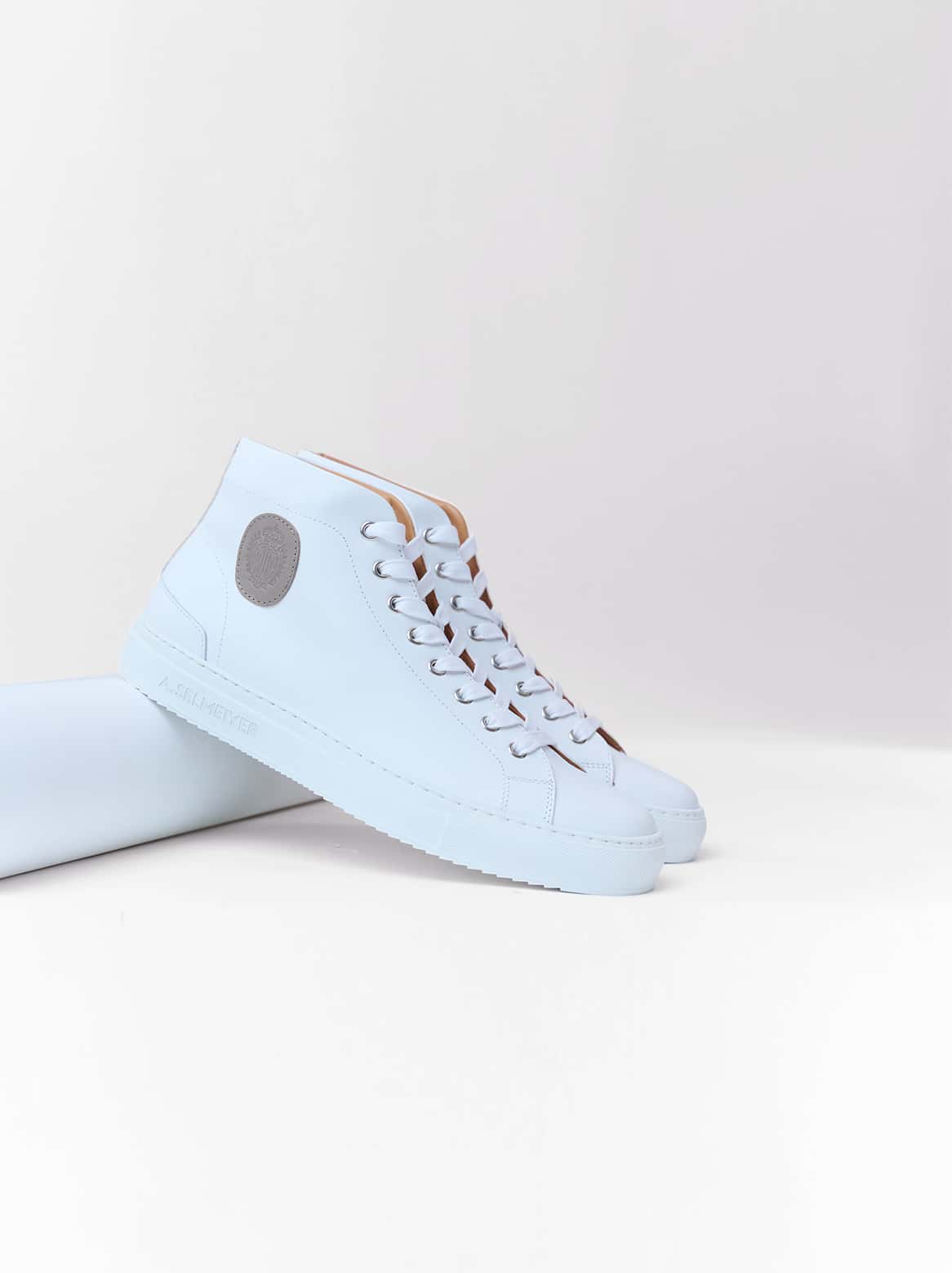 High Top Sneaker Weiss