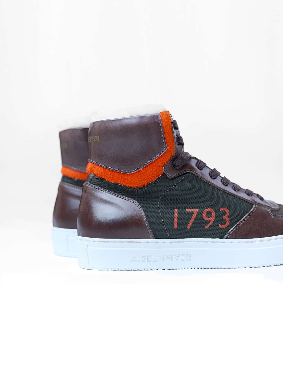 Luxury High Top 1793