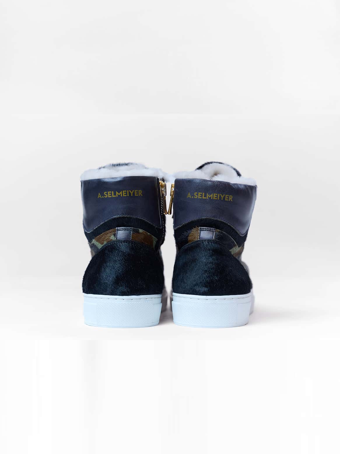 Luca Camouflage Sneaker – Rückseite mit goldfarbenem Reißverschluss