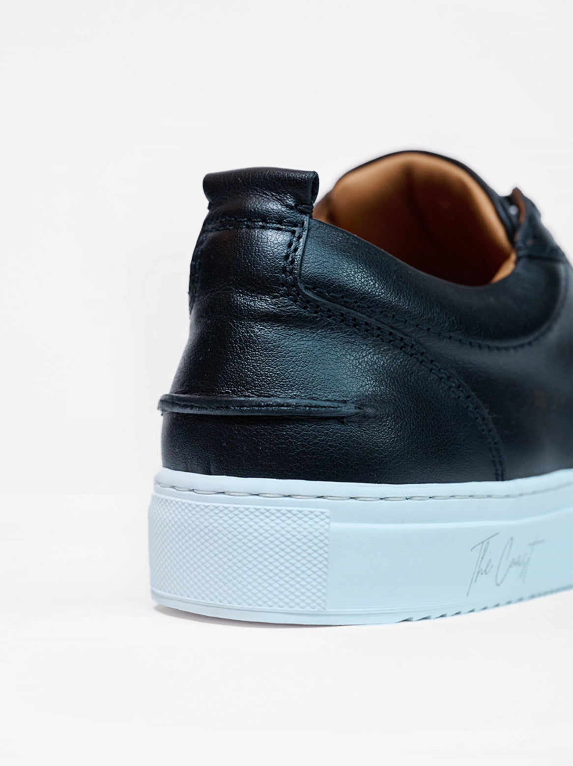 Maxi Sneaker Schwarz – Detailansicht Ferse