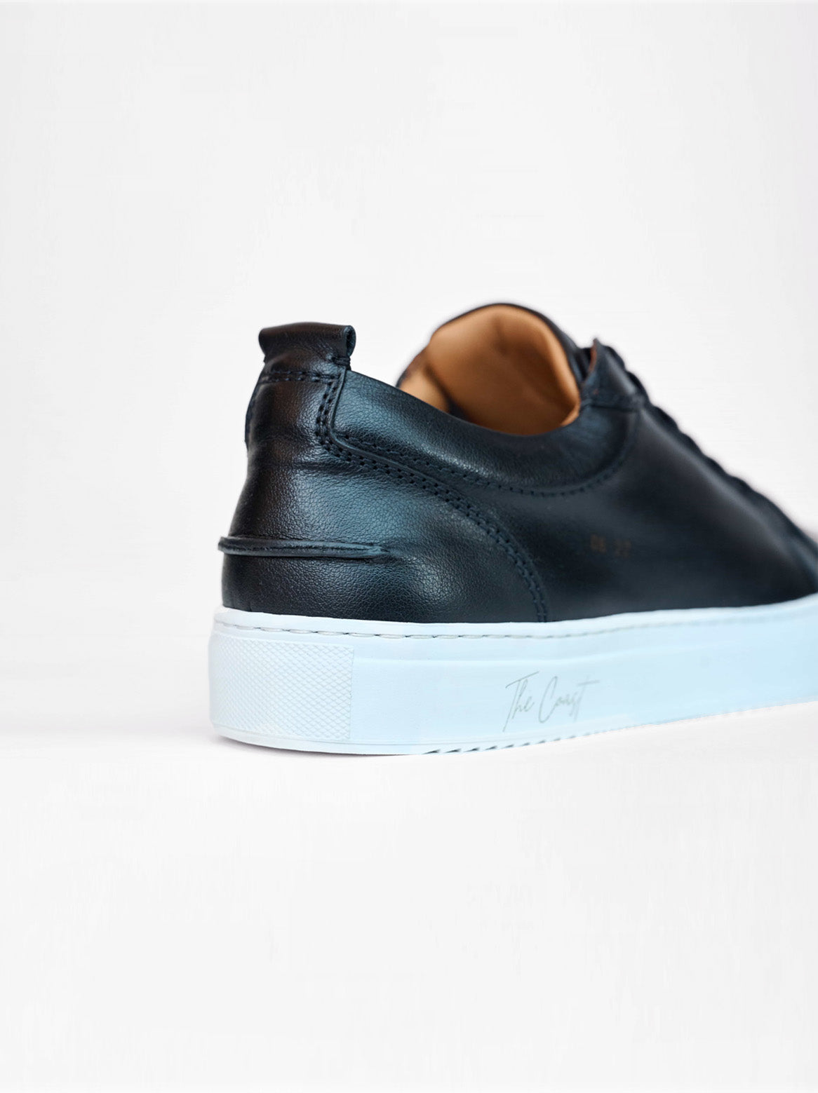 Maxi Sneaker Schwarz – Rückansicht