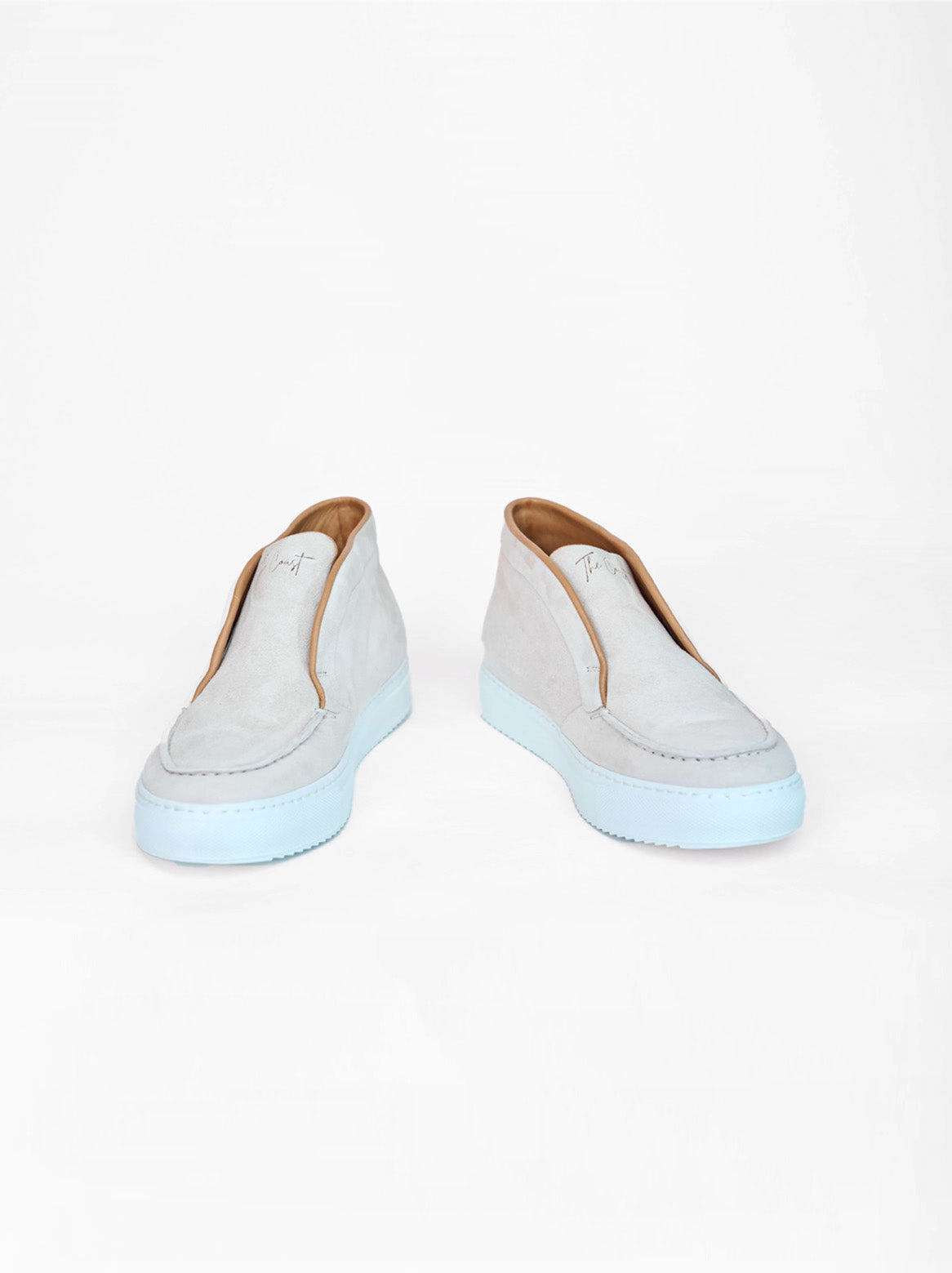 Charlie Sneaker – Draufsicht des Paares in Cremefarben, aus weichem Veloursleder