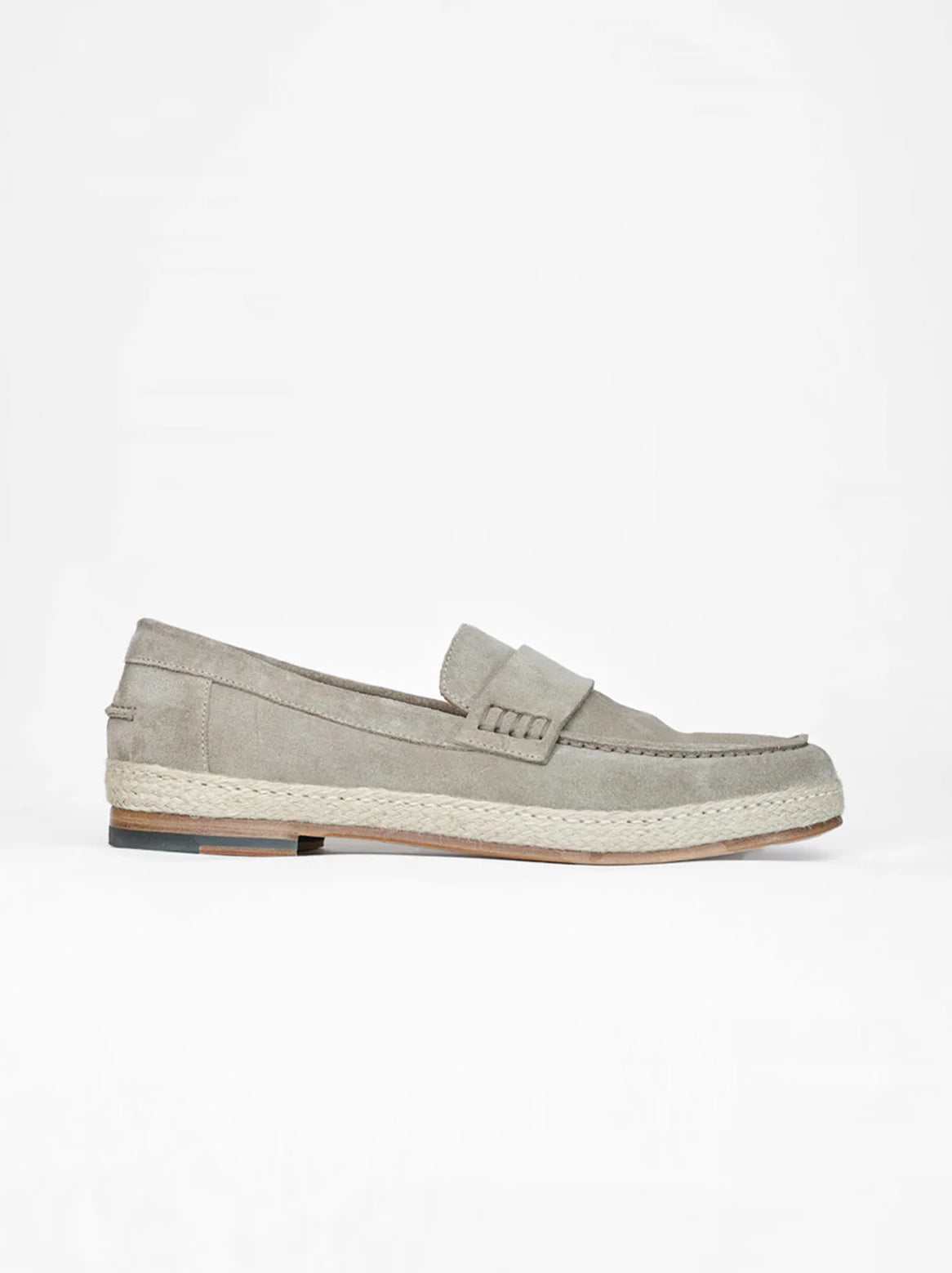 Capri Espadrilles Sand – Seitenansicht auf weißem Hintergrund