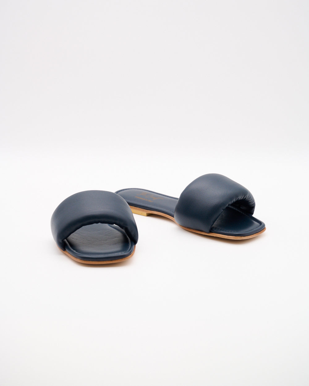 Adriana Slipper – Dunkelblau