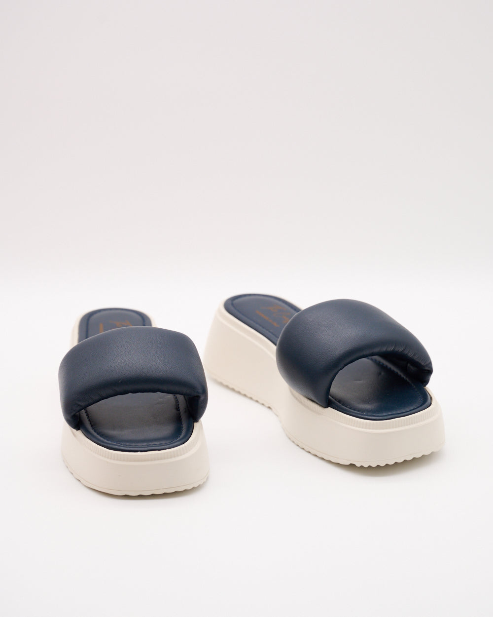 Isabella Slipper – Dunkelblau