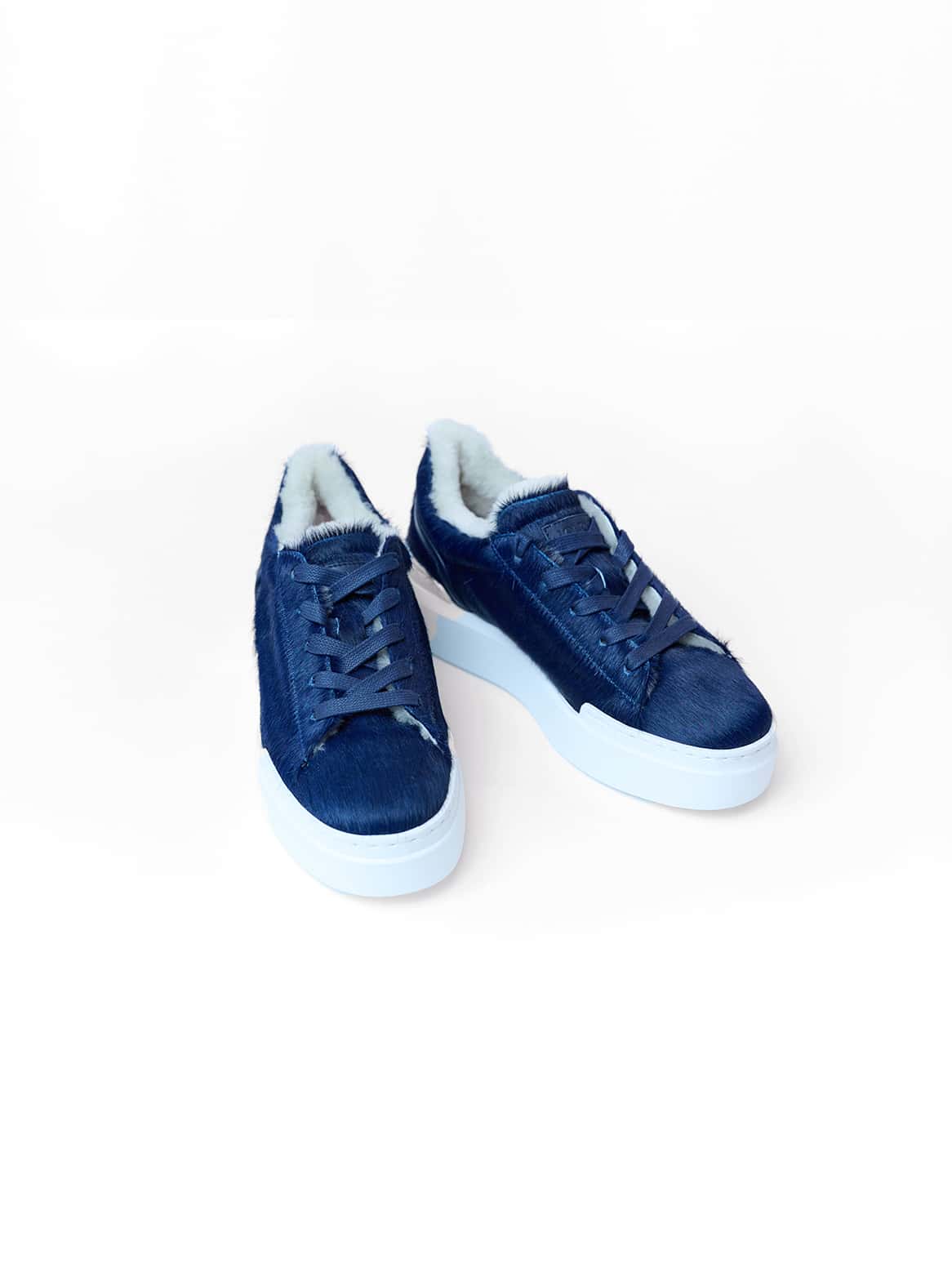 Journé Cavallino Sneaker in Blau