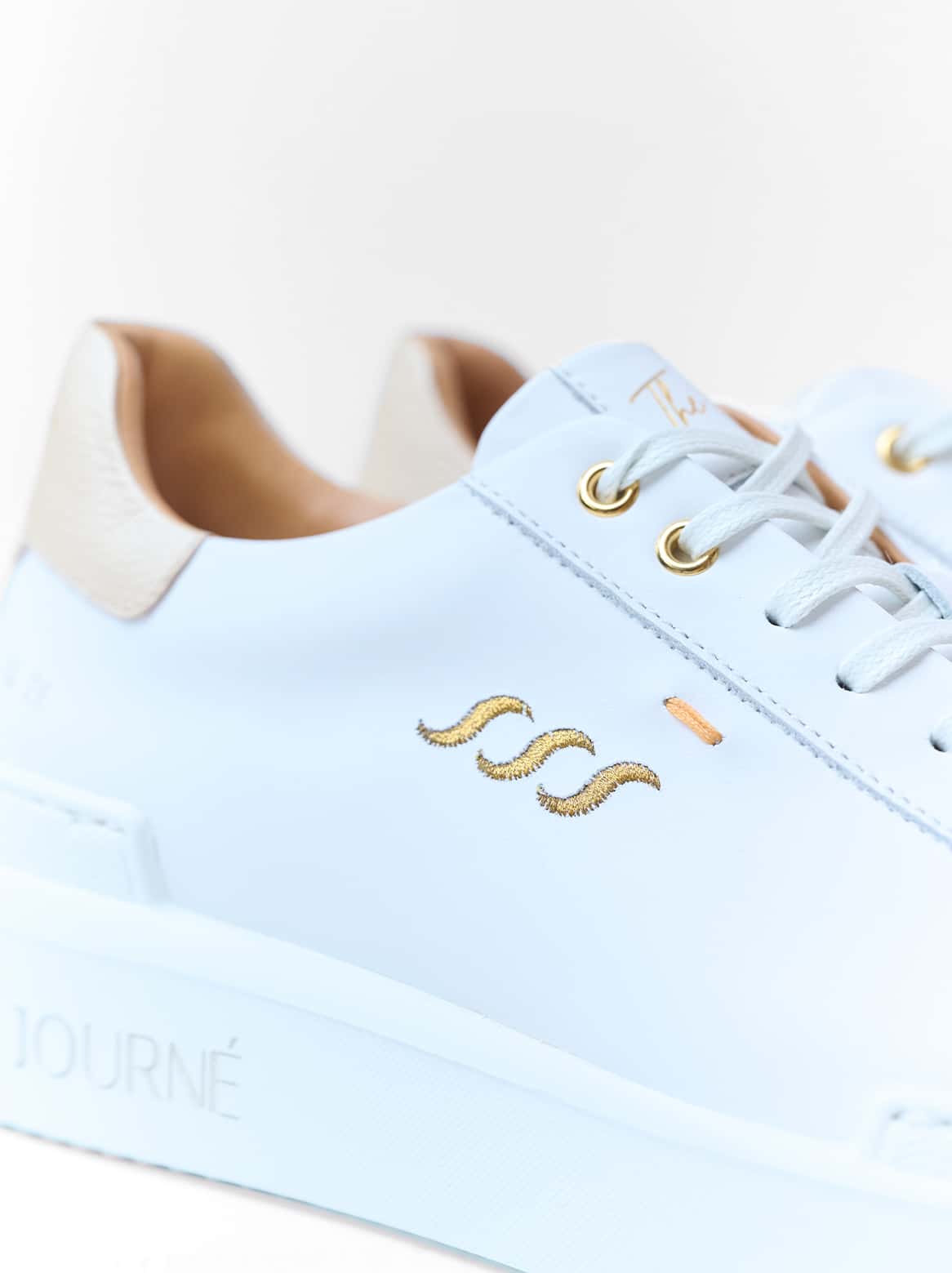 Journé Sneaker weiß mit gold