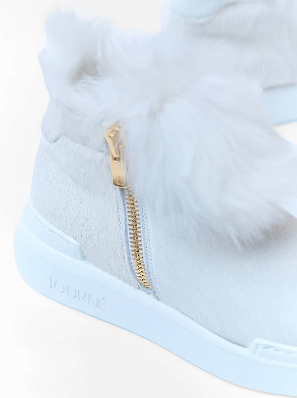 Grazia Cavallino Chelsea Creme