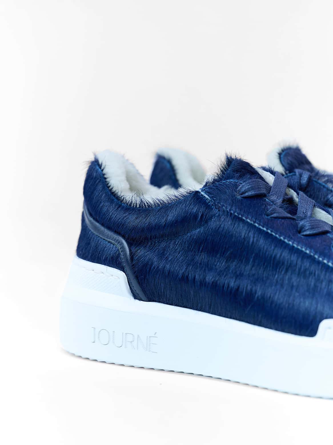 Journé Cavallino Sneaker in Blau