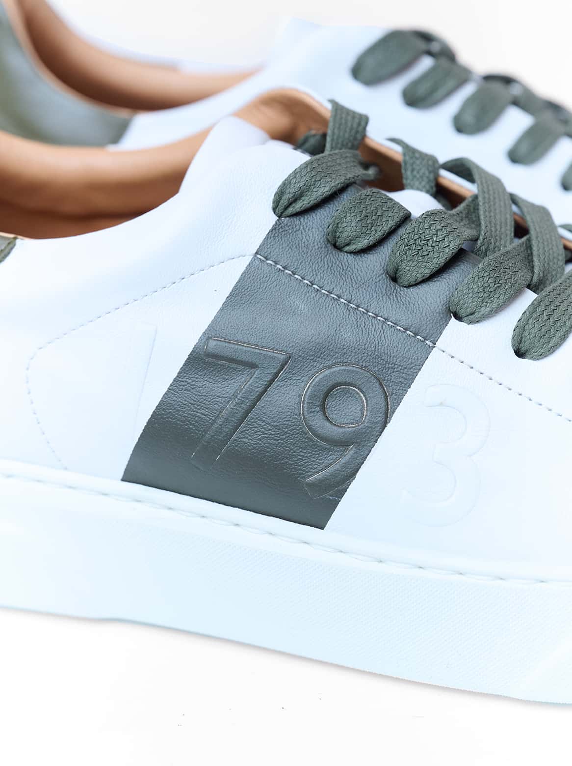 Armando Sneaker 1793 Weiß mit Streifen Grün