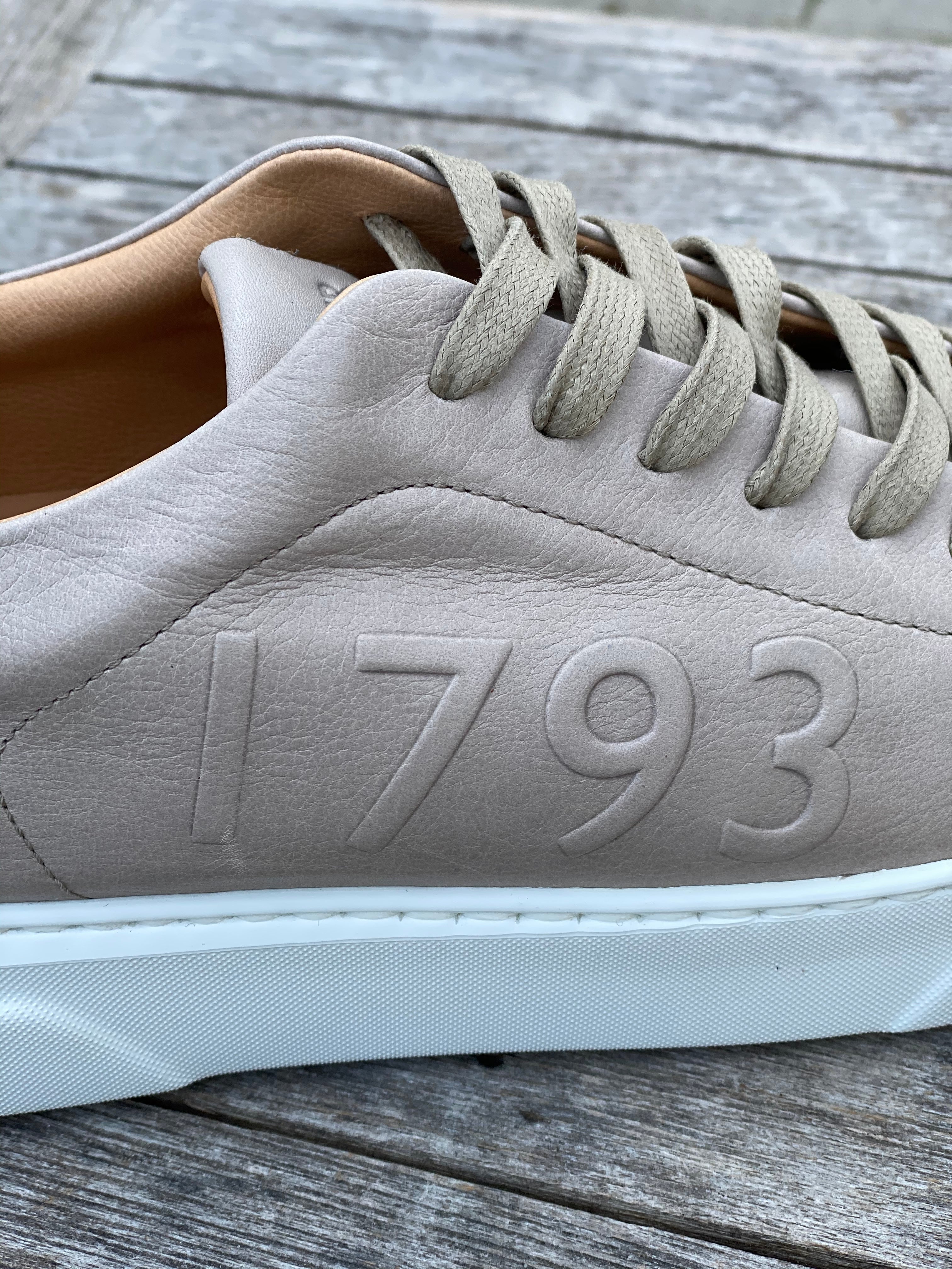 1793 Sneaker in Taupe