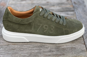 Bild in Slideshow öffnen, 1793 Grün Velour Sneaker
